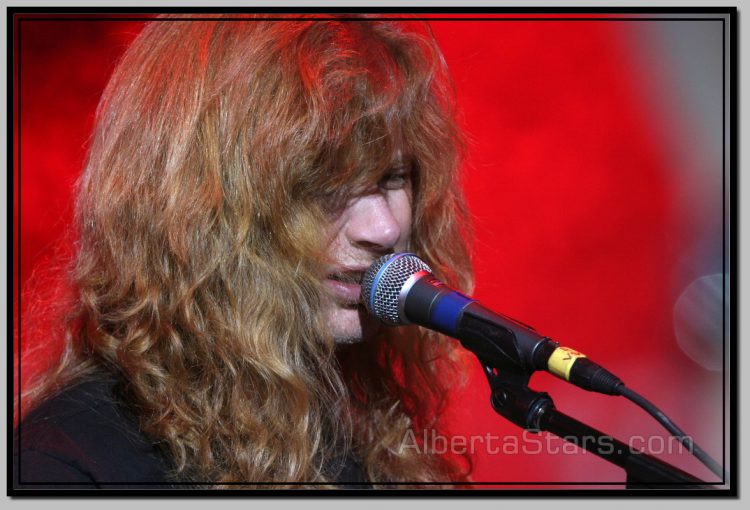 Dave Mustaine Has Unique Singing Style