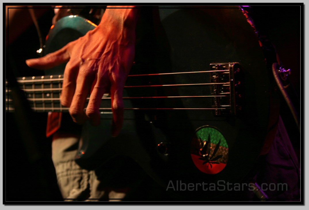 Doug Pinnick Had Marijuana Sticker on His Bass Guitar